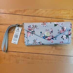 🆕️Bandolino Floral Wallet Wristlet Clutch